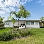 Villa Lucy Eco Friendly דירה *